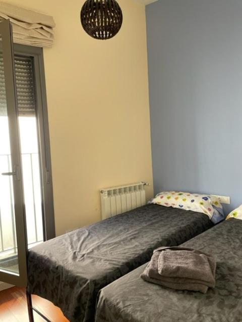 Chalet Adosado Entero, Bbq Y Piscina Comunitaria Sabiñánigo 외부 사진